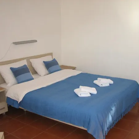R-club Old Town Apartment Budva