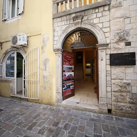 R-club Old Town