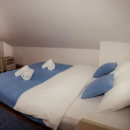 Apartment R-club Old Town Budva