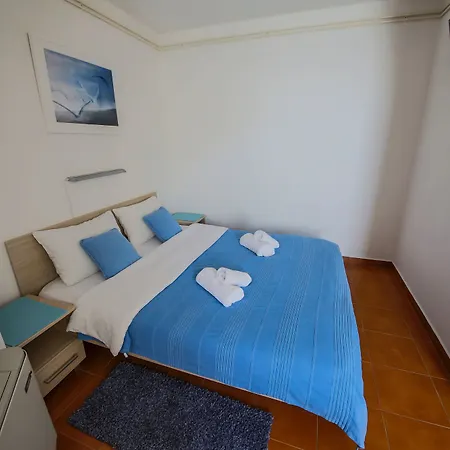 R-club Old Town Apartment Budva